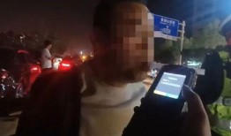 郑州醉酒爆料是真的吗视频,郑州醉酒爆料视频真实性揭秘