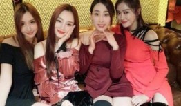 娱乐爆料博主推荐女生,女生必备的时尚单品清单