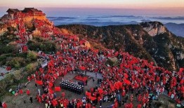 黄山游客爆料最新消息新闻,惊现神秘奇观，景区紧急回应！